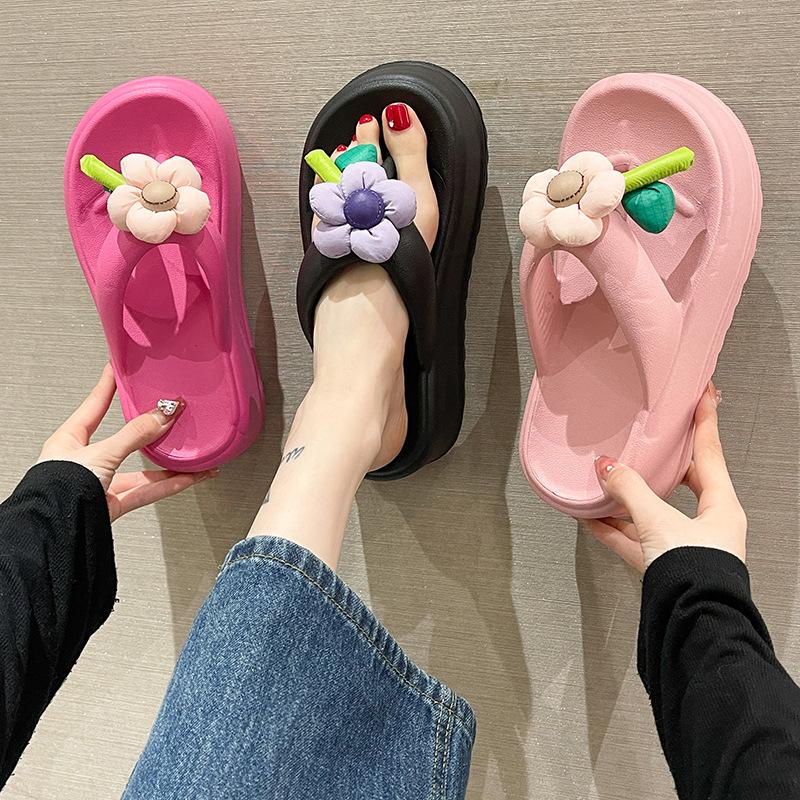 Fashion Cute Flowers Soft Beach Slippers Female 2024 Thick Bottom Home Outside Wear Flip-flops Non-slip Comfort Summer Zapatos Mujer