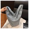 Niche Design Lazy Wind Soft Leather Bucket New Fashion Shoulder Armpit Bag Large Capacity Tote Bag