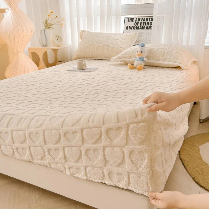 Warm Fitted Bed Sheet Taff Velvet Fleece Bed Linen Coral Fleece Bed Sheet with Elastic Band Bedsheet Mattress Protection Cover(No Pillowcase)