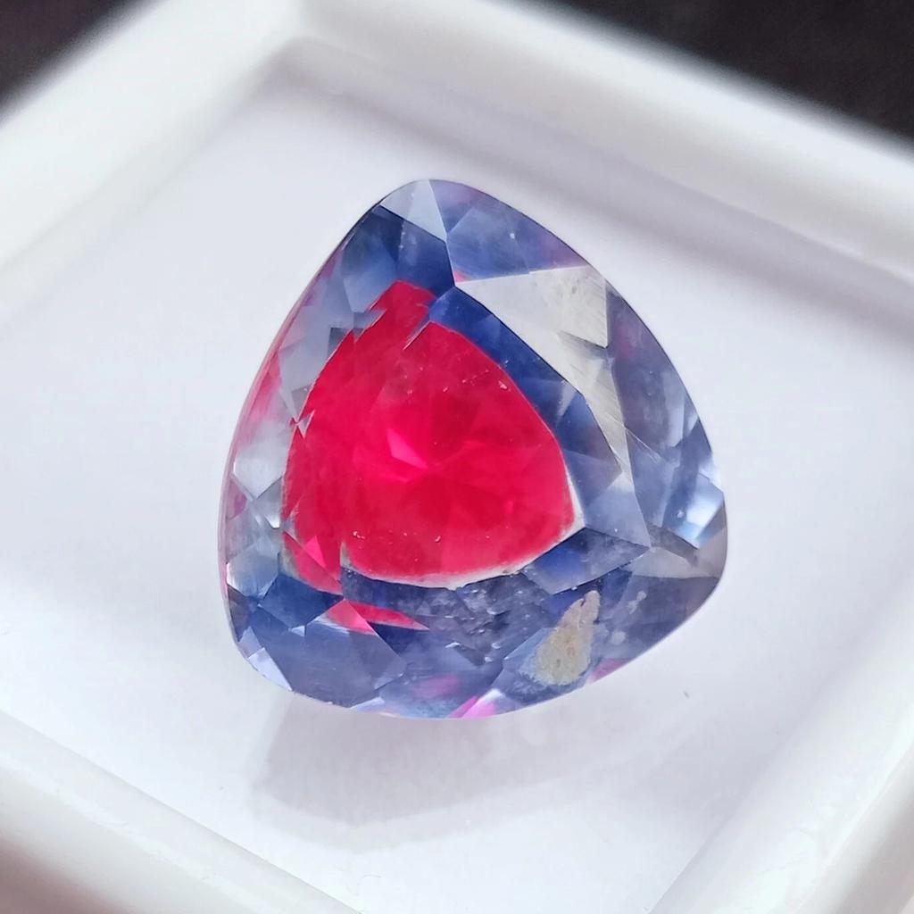 Natural Pitambari Sapphire Bi-Color 17-19 Ct Trillion Cut Stunning Gemstone