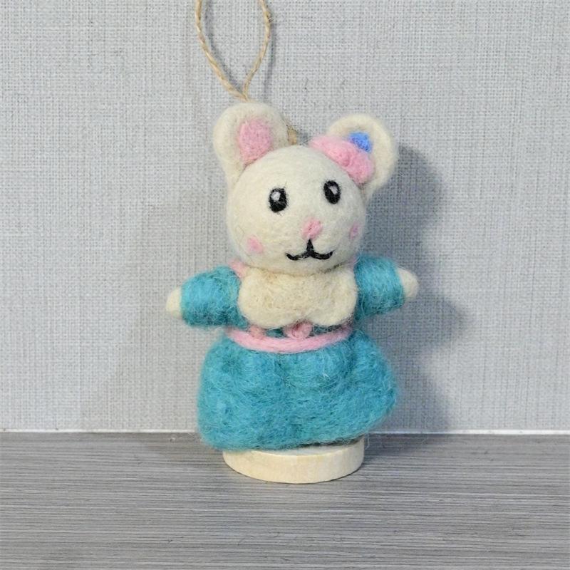 Handmade Wool Felt Tiger and Lion Bag Charm Ornament - Cute Gift Pendant