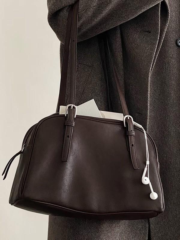 Нишевая Ретро Кожаная Сумка для Боулинга Yoyo Большой Вместимости - Женская Высококлассная Сумка на Плечо