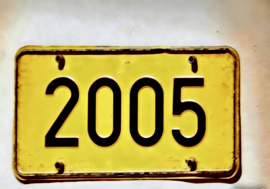 Vintage s Year Number Retro Yellow License Plate Pattern Aluminum Metal Painting High Definition Clear Print Bend Resistant