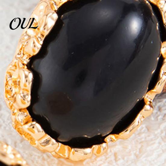 Hypoallergenic Feel Earrings 1 Pair Vintage Oval Stud for Women, Retro Statement Commuter Accessories Office Gemstone Earrings, Gold Frame Chunky