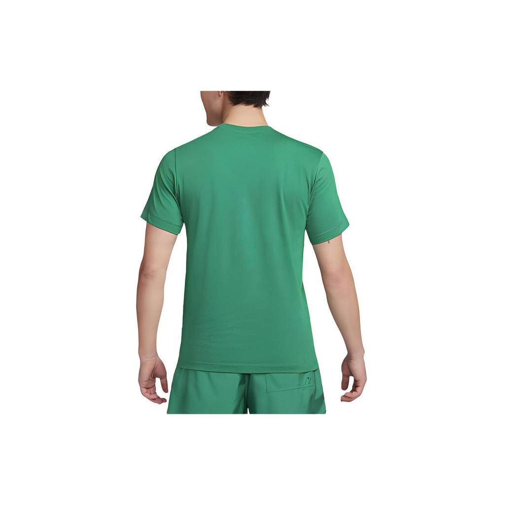 Nike Спортивная одежда Club Logo Футболка с коротким рукавом и вышивкой Мужские топы Зеленые AR4999-365