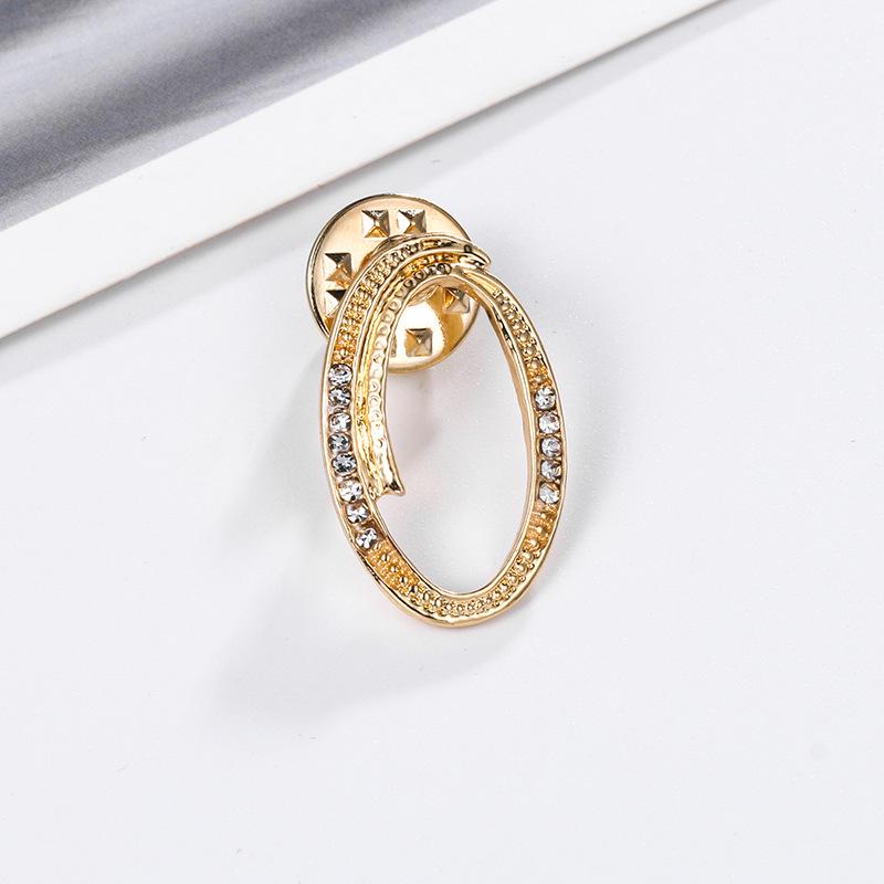 High-Precision Electroplated Vintage Alloy Brooch with Rhinestones