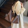 Niche Retro Large-capacity Tote Bag, Summer New Trendy Fashion Commuting Versatile Shoulder Armpit Bag