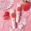 Увлажняющий бальзам для губ Sweet Strawberry Lip предотвращает сухость и растрескивание, делая губы нежными и эластичными.