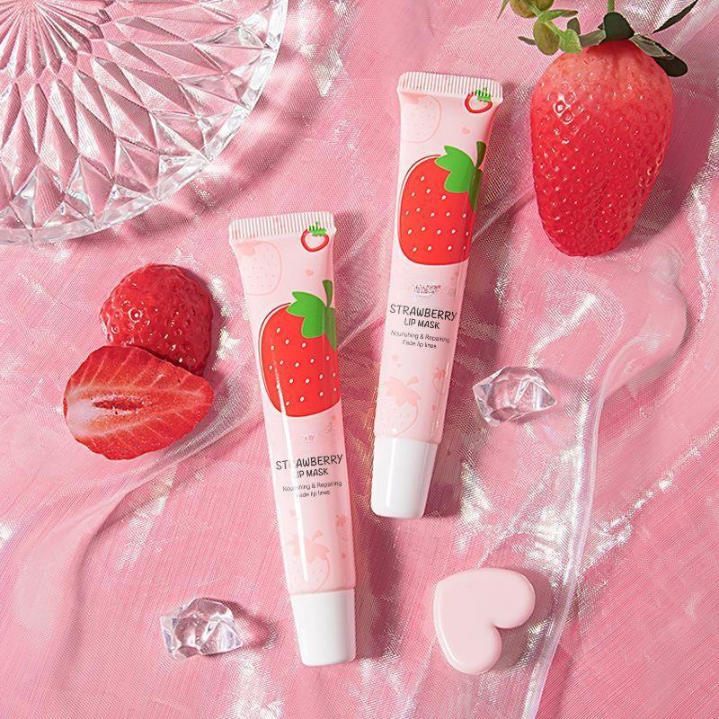 Увлажняющий бальзам для губ Sweet Strawberry Lip предотвращает сухость и растрескивание, делая губы нежными и эластичными.