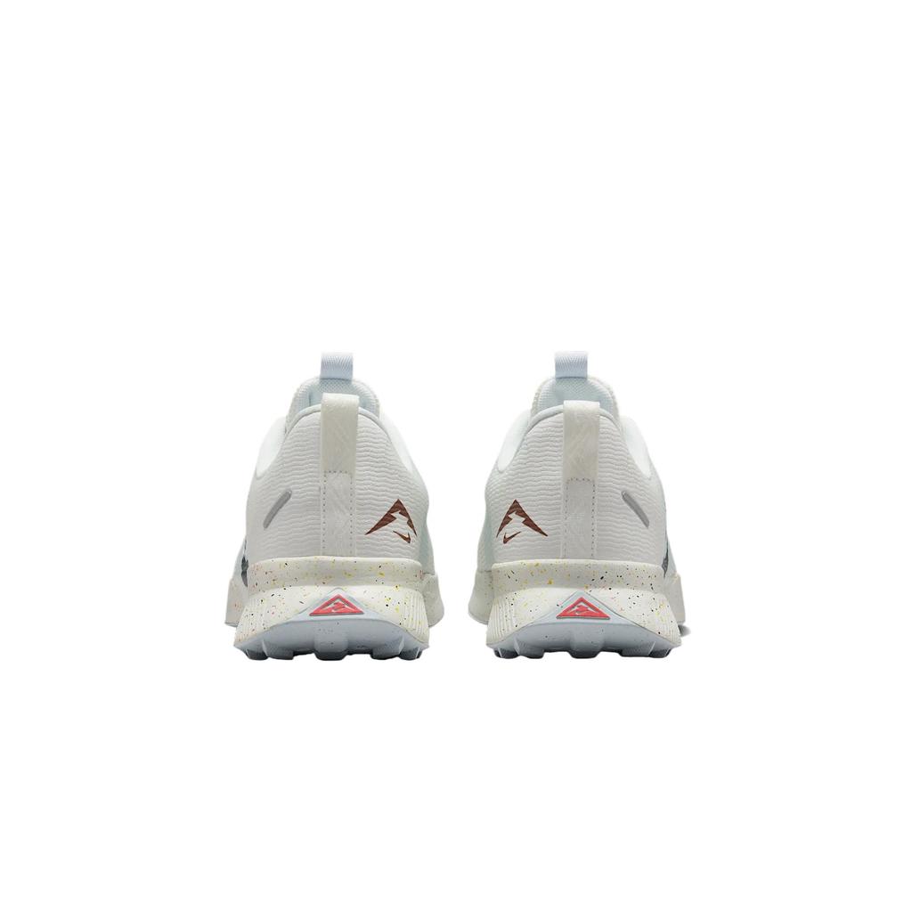 Nike Juniper Trail 3 Low top Running Shoes Women's White