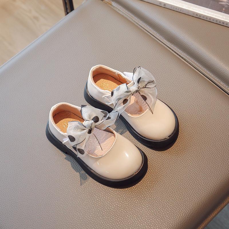 Кожаные туфли для девочек для танцев, вечеринок, свадьбы, черные школьные балетки с кружевным бантиком, принцесса, милые, модные, весна 2024, размеры 26-36
