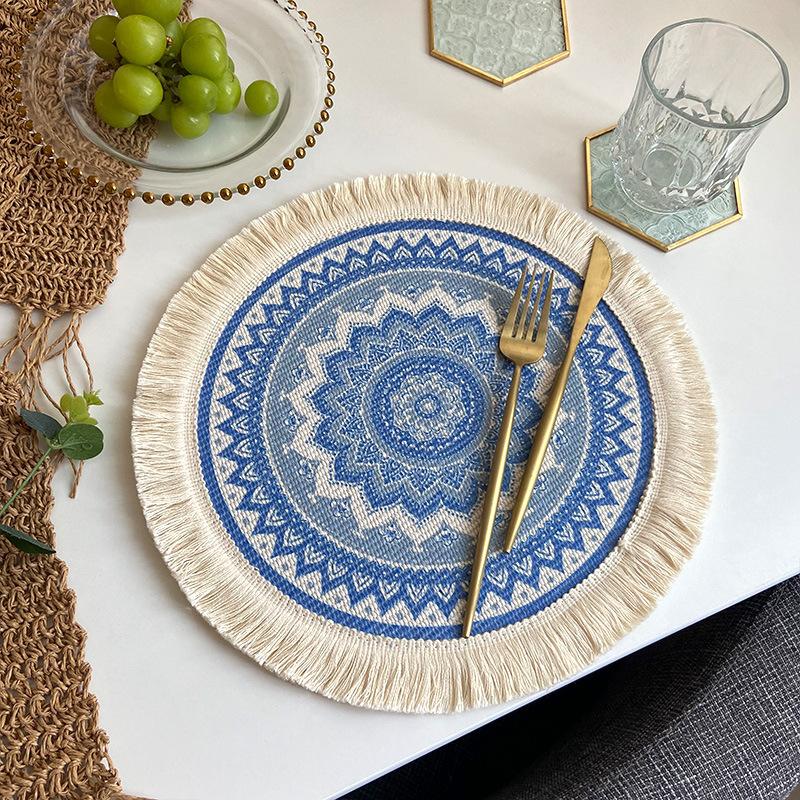 Set of 4 Boho Woven Round Placemat Handmade Table Mats Woven Jute Tassel Mat RetroTable Decor Fringe Coffee Mat Fur Ball Dining Mat Pompom Home Decor