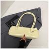High-end Texture Foreign Style Small Bag Women's 2025 New Versatile One-shoulder Armpit Bag French Niche Design Baguette Bag