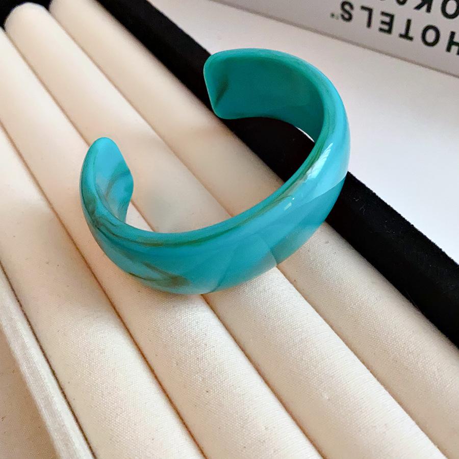 Round Smudging Bangles for Women European and American Punk Acrylic Cuff Bracelets Goth Geometric Charms Wristband Jewelry M1