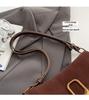 Versatile Women's Crossbody Underarm Bag - 2024 Autumn/Winter Trend, Fashionable One-Shoulder Small Square Design