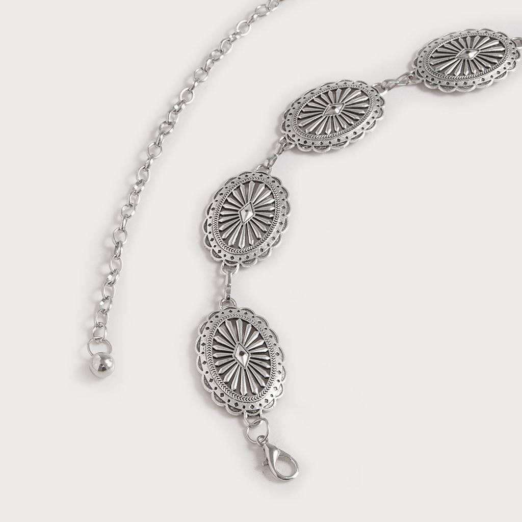 New Hollow Western Style Embossed Waist Chain Accessories Versatile and Fashionable Domestic Sales Ladies Metal Decorative Chain