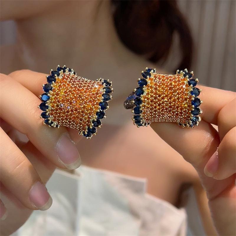 Элегантные прочные серьги с цветными драгоценными камнями и иглами из серебра 925 пробы - фиолетово-зеленый арочный дизайн