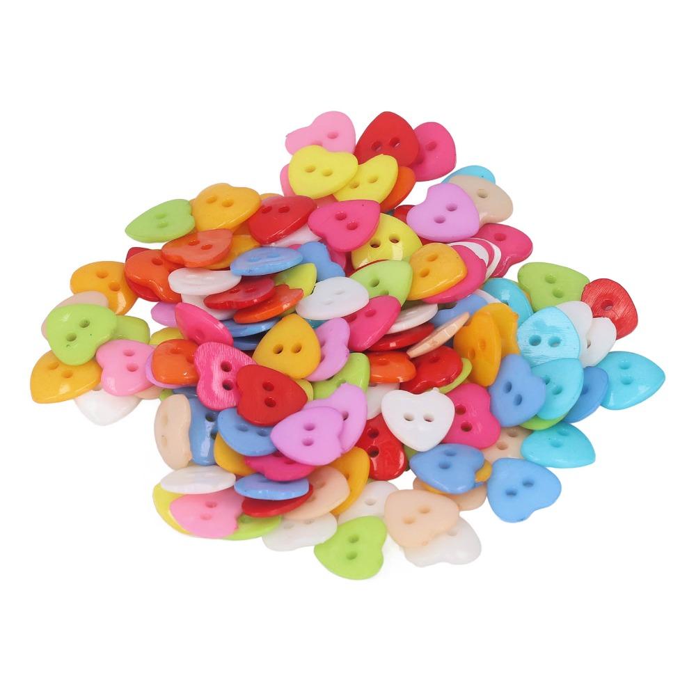 200pcs 2 Holes Heart Shaped Buttons Plastic Material Resin Heart Buttons For Sewing
