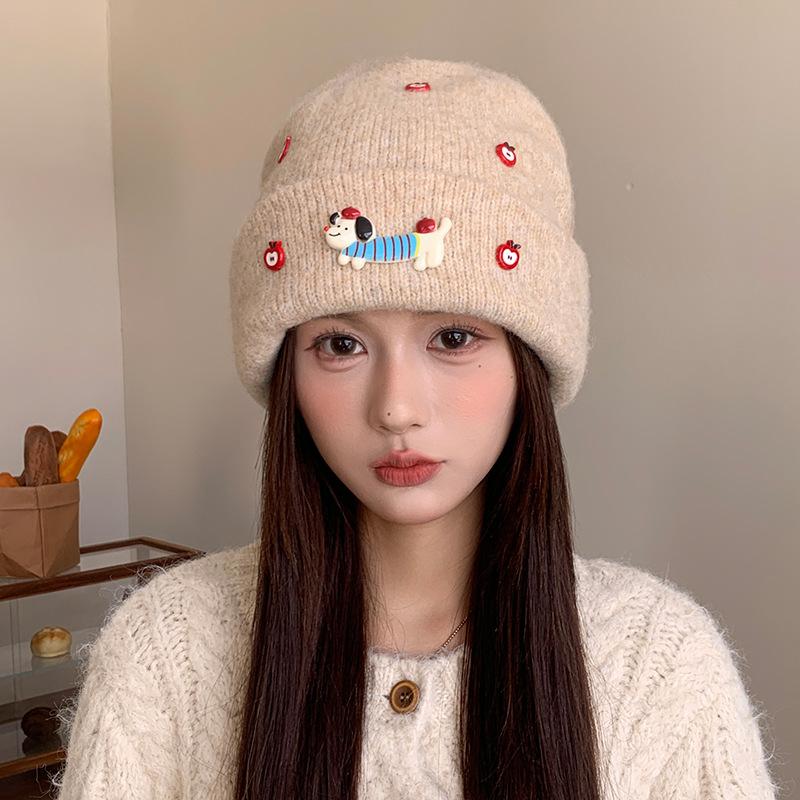 Korean Version of Cute Cartoon Apple Puppy Label Knitted Hat for Women In Autumn and Winter Warm and Sweet Little Woolen Hat Showing Face