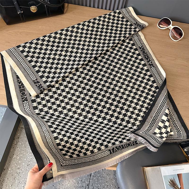 Double-sided Imitation Cashmere Geometric Lattice Texture Printing Thickened Warm Scarf Air-conditioned Room Shawl Outside