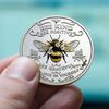 Bee Kind Positivity Commemorative Coin Motivational Bee Challenge Coin Double-Sided Inspirational Collectible Token Gift for Friends Family