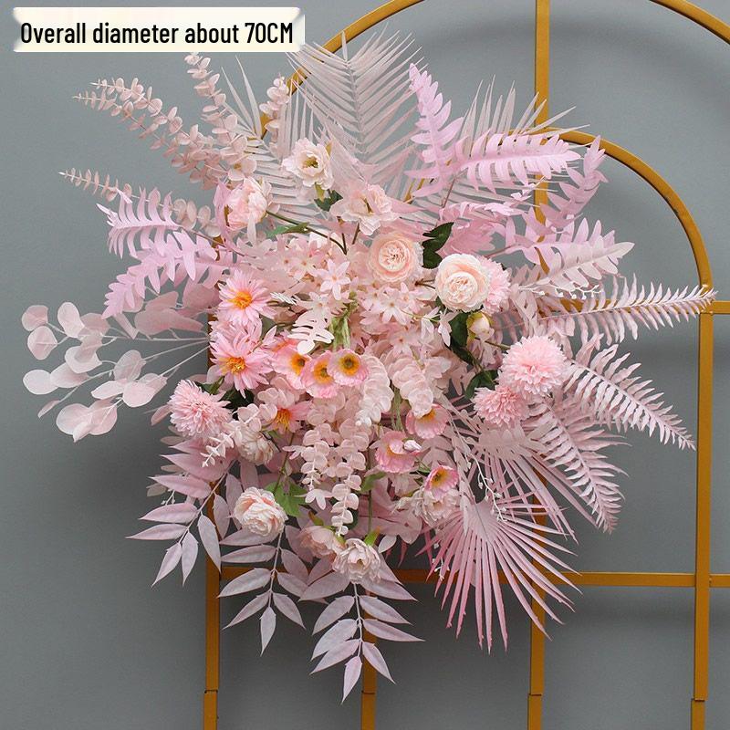 Свадебная композиция из эвкалиптового шелка: Декор прохода и сцены в горшках