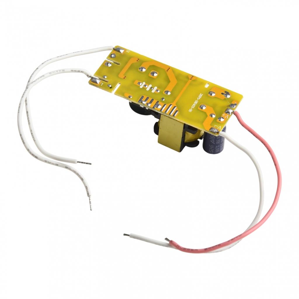 Светодиодный драйвер постоянного тока с функциями безопасности для различных сред