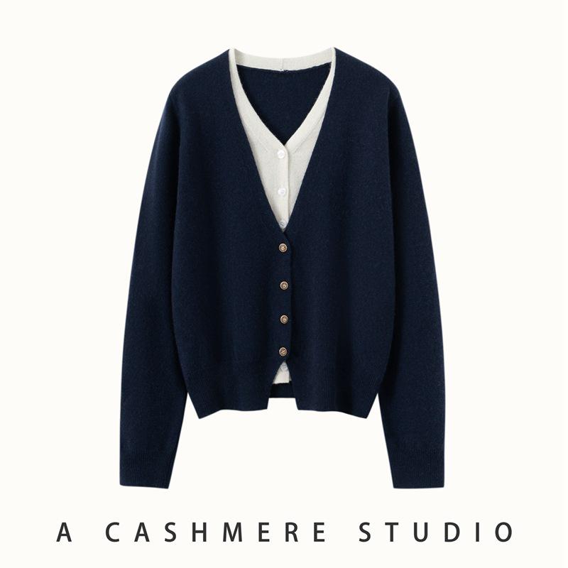 Cashmere Patchwork Two-Tone V-Neck Cardigan - Women's Long Sleeve Autumn/Winter Sweater