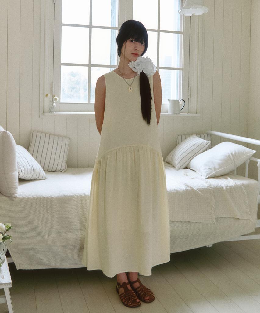 Ceme Back Point Maxi Dress(Bt)