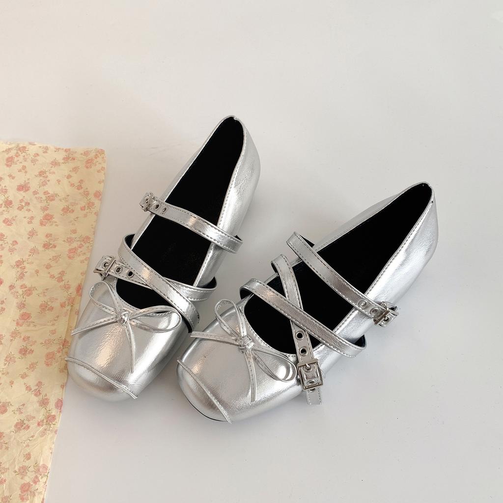 Red Retro Versatile Round Head Inner Height Increase Shallow Mouth Flat-soled Single Shoes Women's Summer 2025 New Soft-soled Mary Jane Shoes