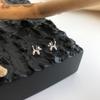 Женские серьги из серебра 925 пробы в виде шарика с пуделем