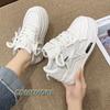 Женская спортивная обувь 2024 года, новая весна-осень, удобная модная белая женская обувь для скейтбординга с толстой подошвой, женские повседневные кроссовки
