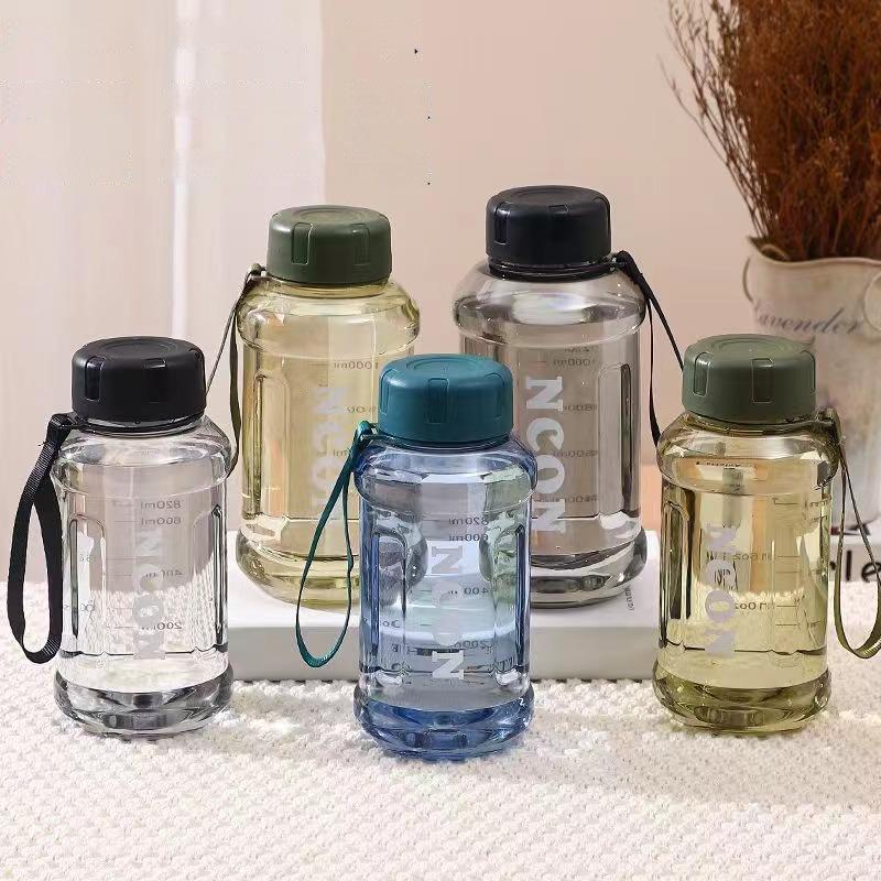 Simple Large Capacity Water Cup Heat-resistant Portable Plastic Cup Anti Drop Lifting Rope Outdoor Sports and Fitness Space Cup