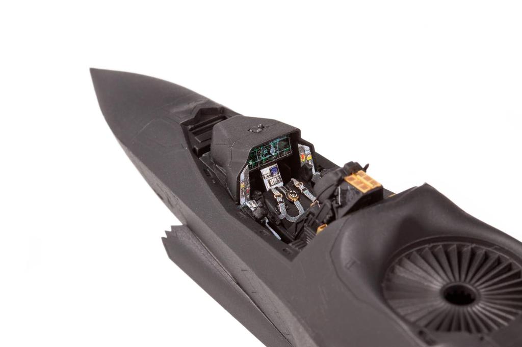 eduard Lockheed Martin Lightning 2 Parts Plastic Model Parts EDU73832 1/72 F-35B Photo-etched (for Tamiya)