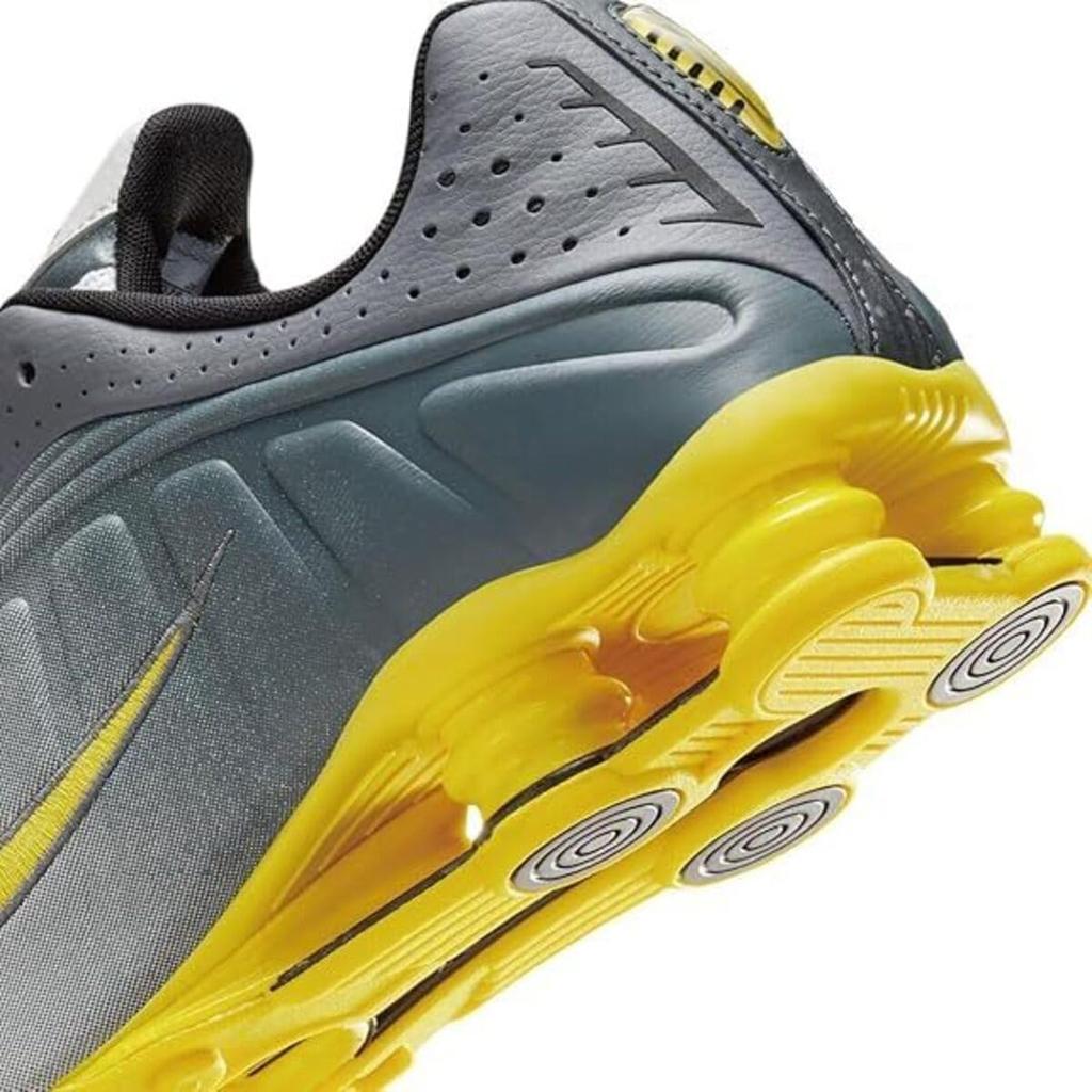 Nike Shox R4 Размер SE, Серый/Желтый/Белый, IH3397-078, 26,0 см