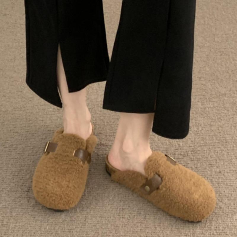 Мода 2024 года, модные новые плюшевые женские туфли Baotou, низкие теплые тапочки, простые римские тапочки с плоской подошвой, однотонные хлопковые тапочки