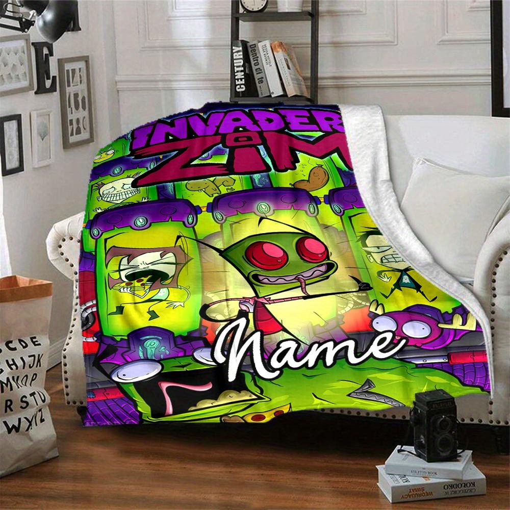 Фланелевое одеяло Invader Zim с возможностью персонализации имени. Удобное в любое время года. Подходит для диванов, кроватей, путешествий, кемпинга и офисного декора. Идеальное.
