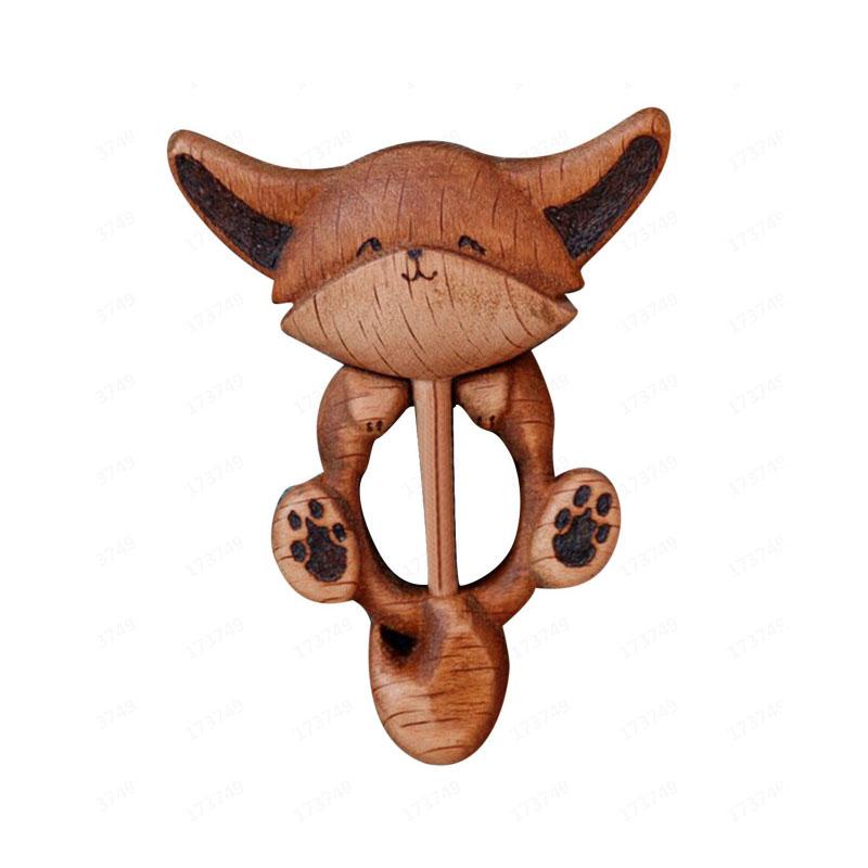 1PC Creative Jewelry Christmas Tree New Shawl Pin Scarf Buckle Wooden Brooch Men Women