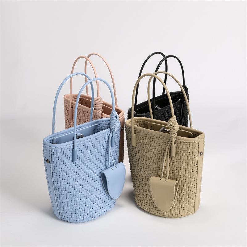 Модная женская сумка-ведро из овчины со шнурком и плетеной ручкой, новая универсальная повседневная сумка на плечо, сумка через плечо 2025