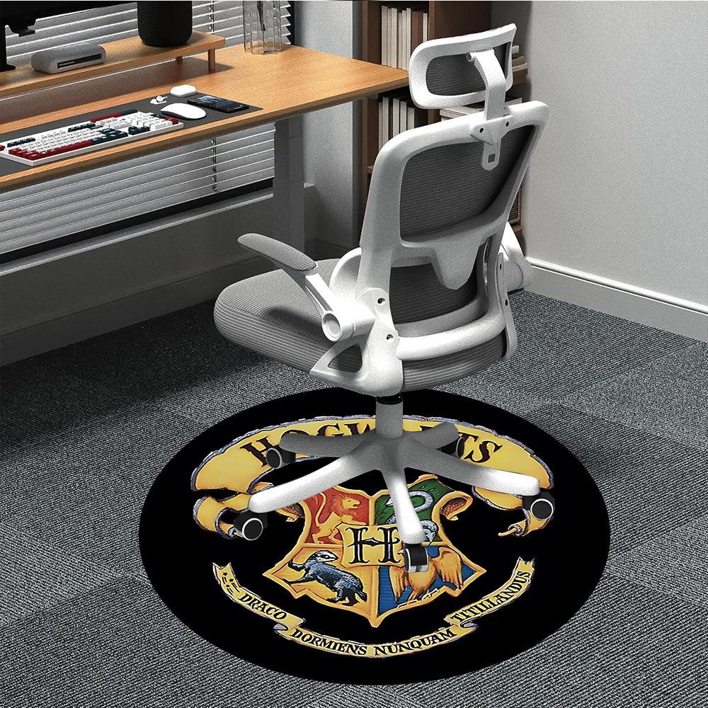1pc Hogwarts Crest Chair Carpet for Office - Indoor Non-Slip Washable Polyester Fiber Carpet, Soft Comfortable Mat For Office yy250928023