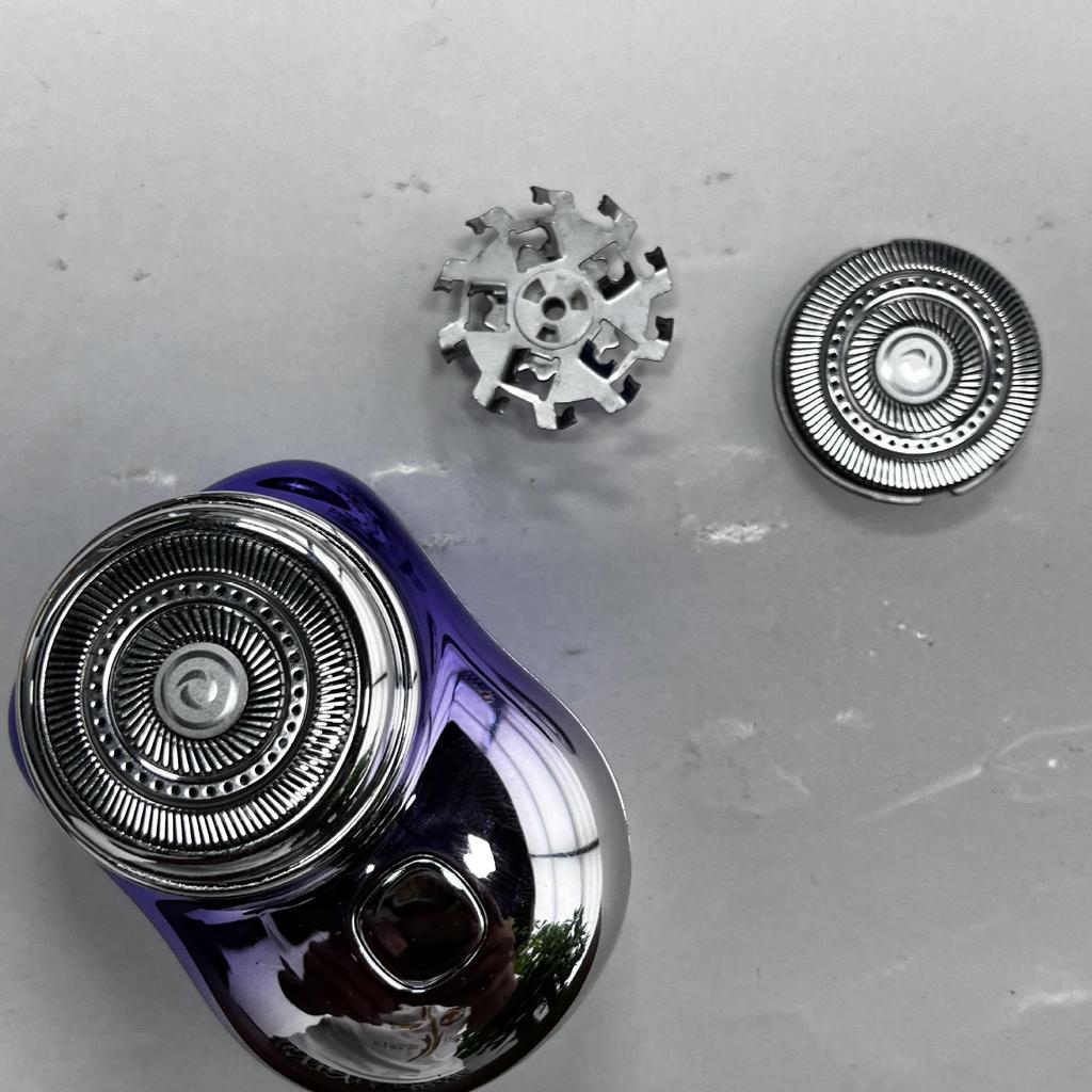 Оригинальное лезвие бритвы с быстрой зарядкой и модным дизайном