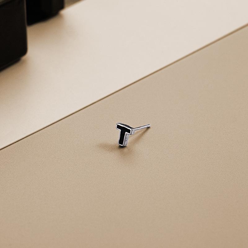 Серьги-алфавиты Banyan Tree S925 из серебра с черным клеем — модные, простые, унисекс, стильные, одиночные.