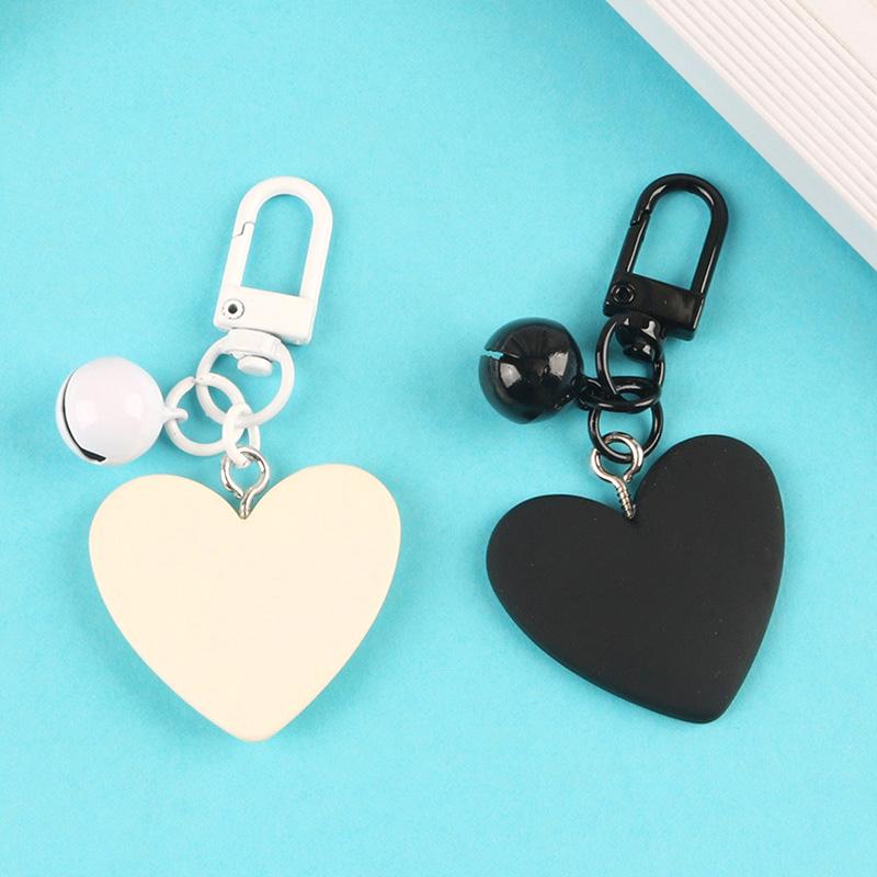 1 шт. Подарки для вечеринок, колокольчики, брелок в форме сердца, брелок для ключей, подвески для сумок, автомобильные брелки, милые амулеты