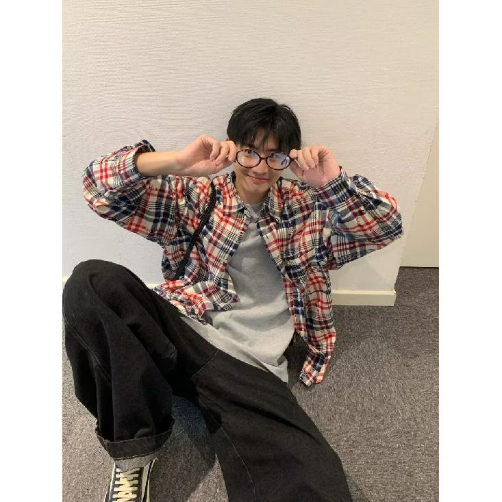 2024 Клетчатая рубашка с длинным рукавом в японском стиле Гонконга Ins Свободная рубашка для мальчиков Летнее модное универсальное повседневное пальто