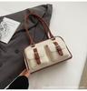 Retro Pillow Bag Women's 2025 New Commuting Fashion Portable Shoulder Bag French Underarm Briefcase