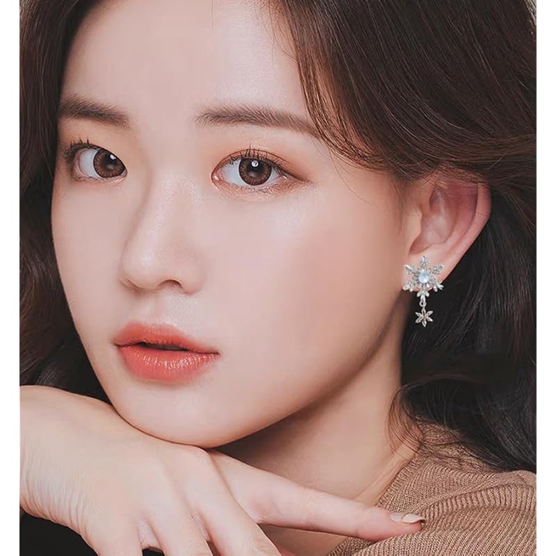 Chynian Earrings Snowflake Winter Ladies' Popularity Earrings Christmas Cute Asymmetrical Zirconia Luxury Platinum Plated Compatible with Metal