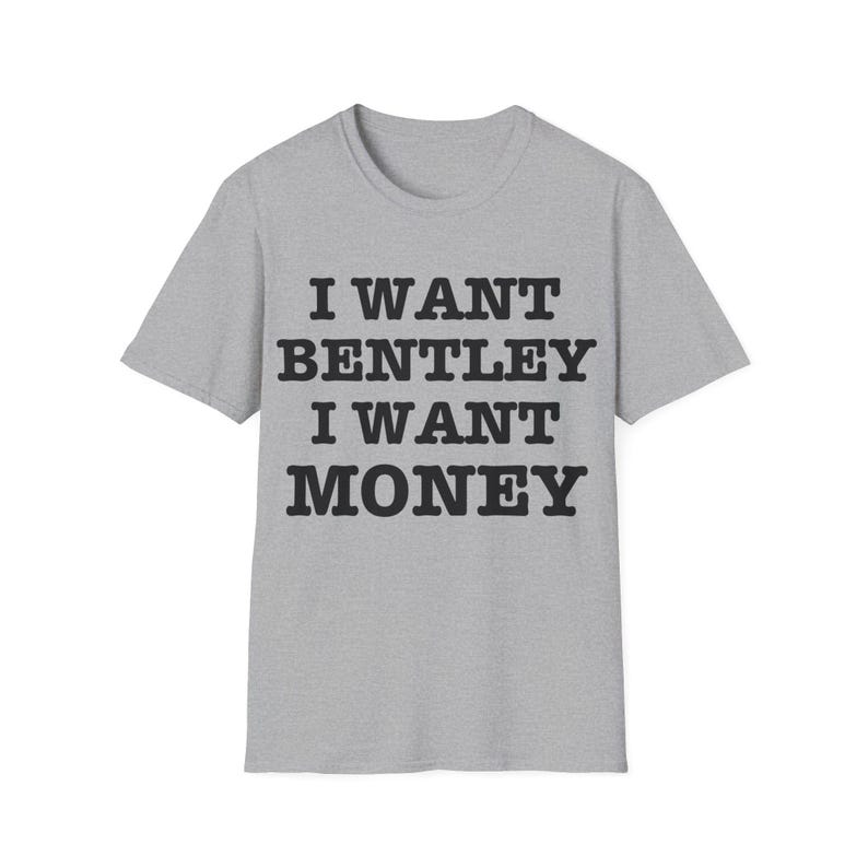 Bentley Money Lover Slogan Graphic Oversized Streetwear Casual Tee Top for Hip-Hop Fans & Luxury Lifestyle Enthusiasts