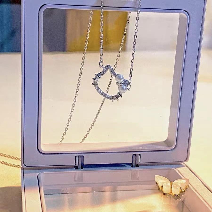 Cartoon Cat Rhinestone Necklace - Fashionable Girly Student Best Friend Chain with Niche Design.