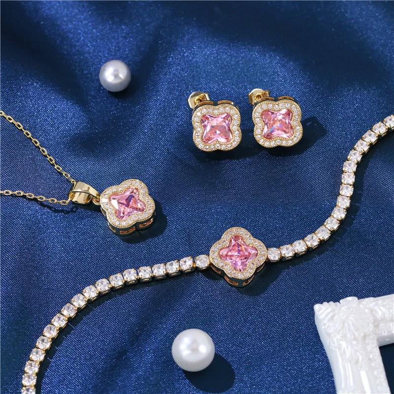 Four Leaf Clover Jewelry Set Women Copper Plated Zircon Necklace Earrings Bracelet Trio Fashion Accessory