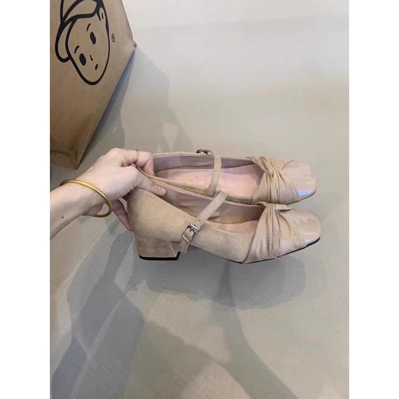 Туфли Мэри Джейн в сказочном стиле женские 2025 осень новый французский стиль с юбкой темперамент одинарные туфли толстый каблук легкий рот маленькие кожаные туфли